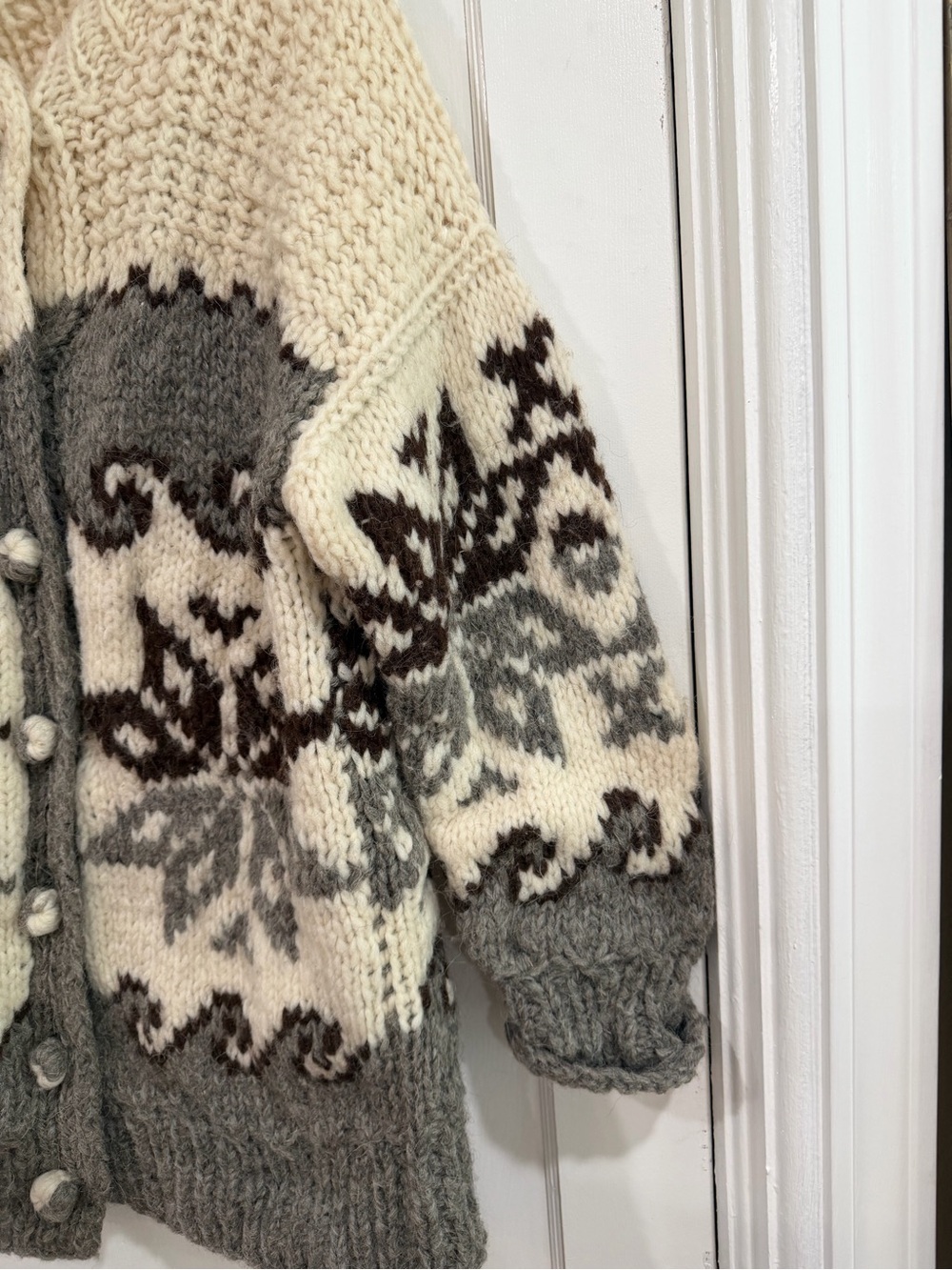 Handmade Chunky Wool Cardigan with snowflakes - Cream and Gray - Picture 3 of 9